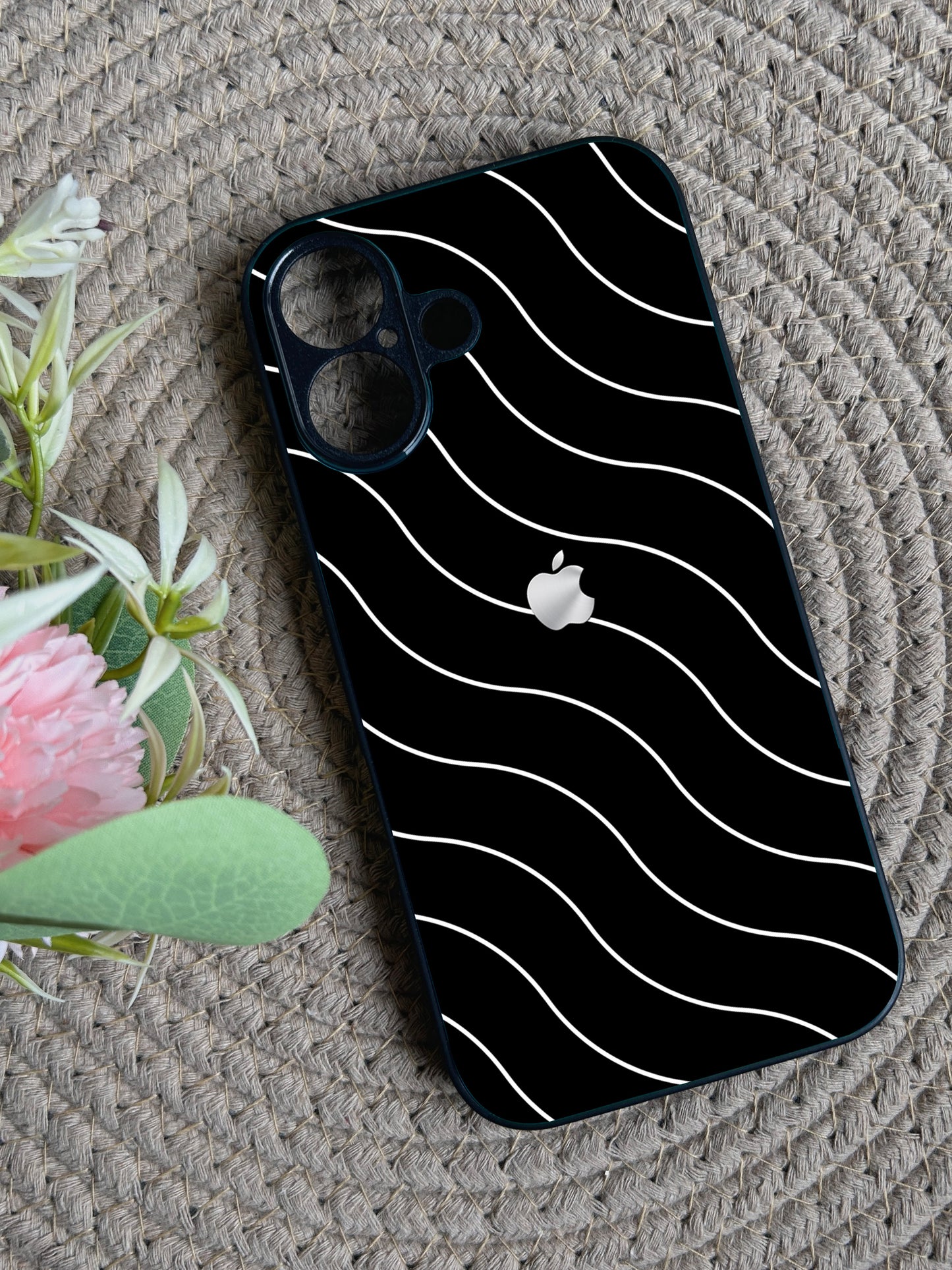 Black Curvio Metal Back Case for Apple Iphone 16