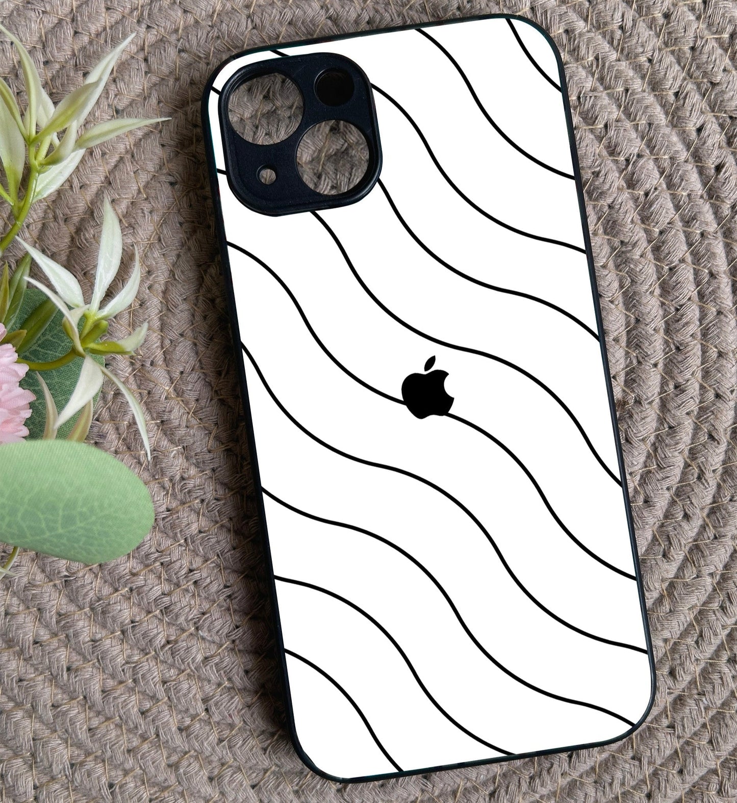 White Curvio Metal Back Case for Apple Iphone 14