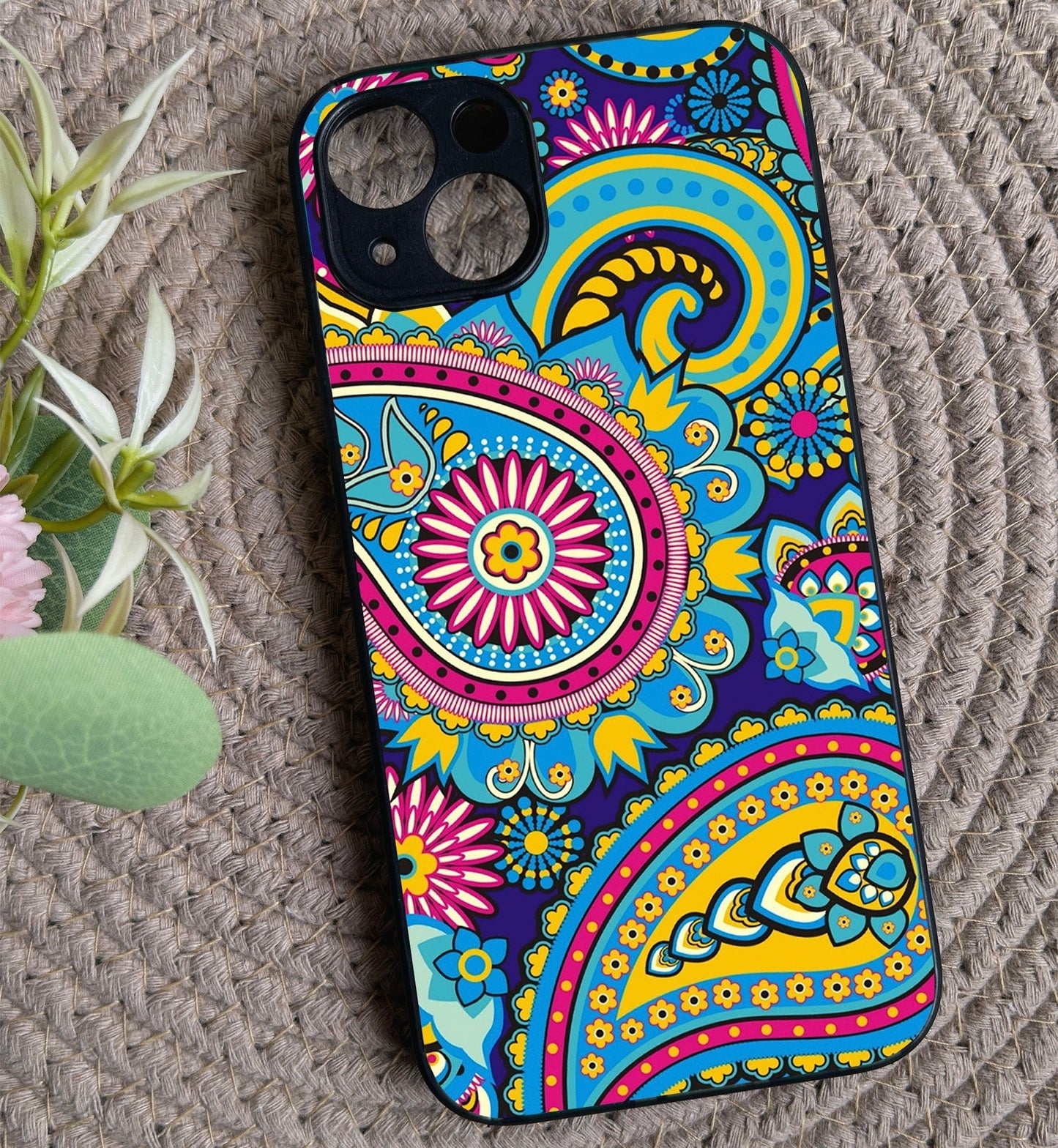 Phulkari Pattern Glossy Metal Back Case for Apple Iphone 14