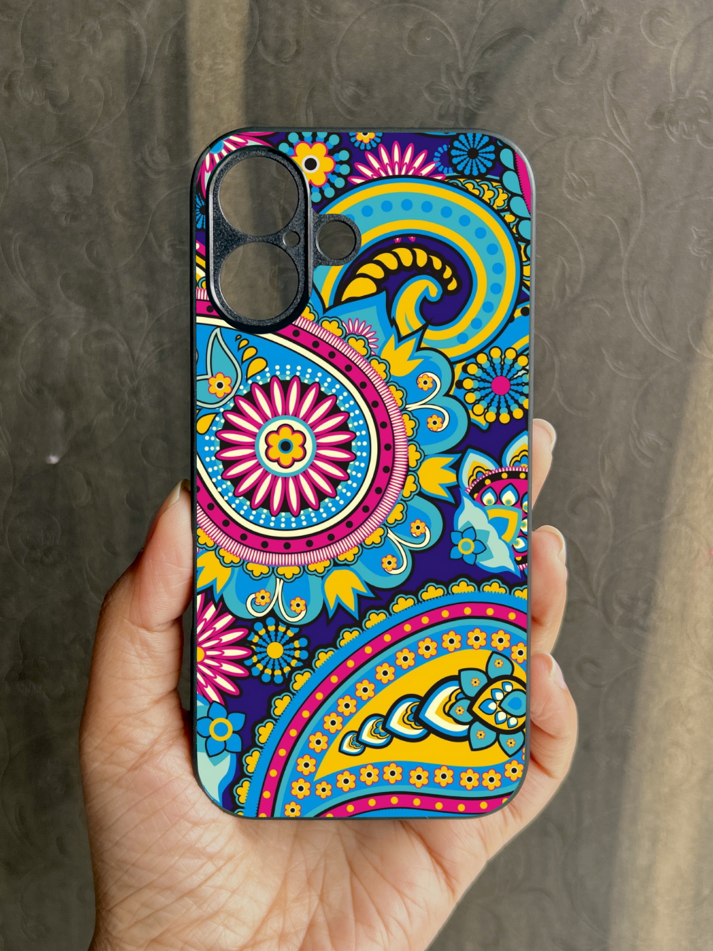 Phulkari Pattern Glossy Metal Back Case for Apple Iphone 16