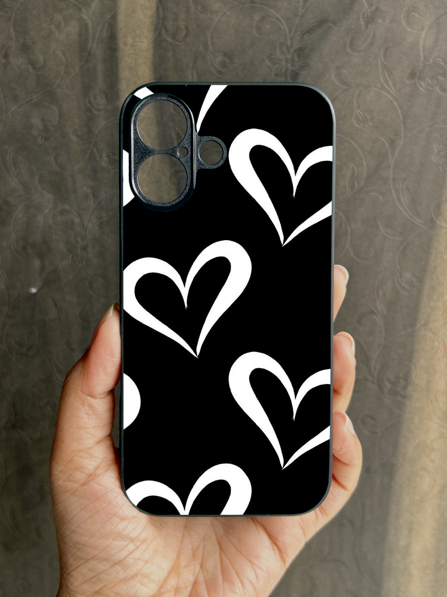 InkHeart Glossy Metal Back Case for Apple Iphone 16