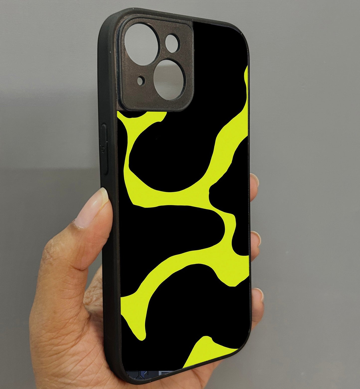 Lime Pulse Glossy Metal Back Case for Apple Iphone 15