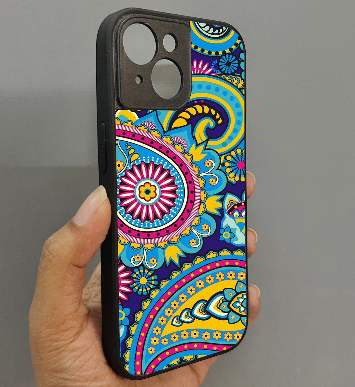 Phulkari Pattern Glossy Metal Back Case for Apple Iphone 15