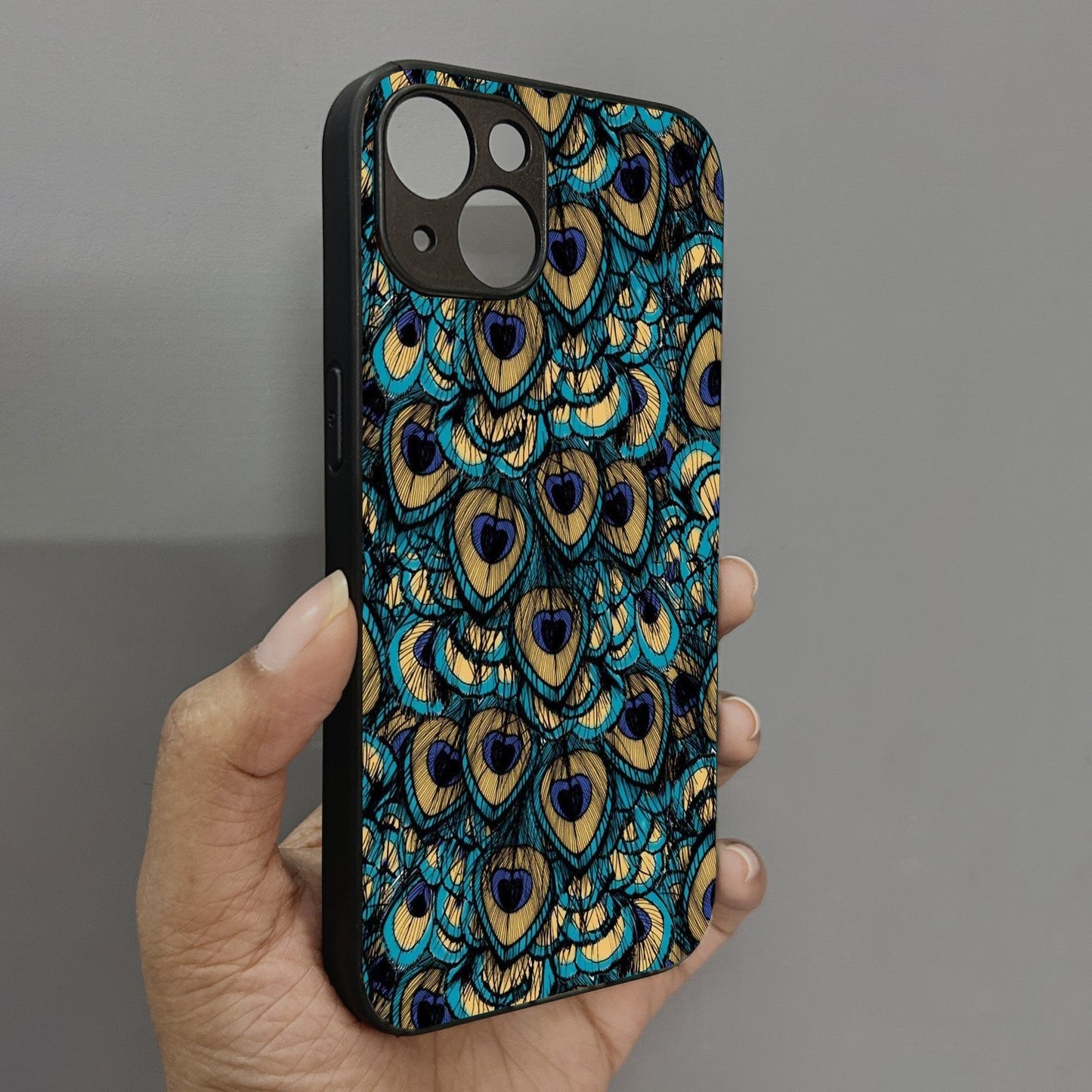 Peacock Feathers Metal Back Case for Apple Iphone 14 Plus