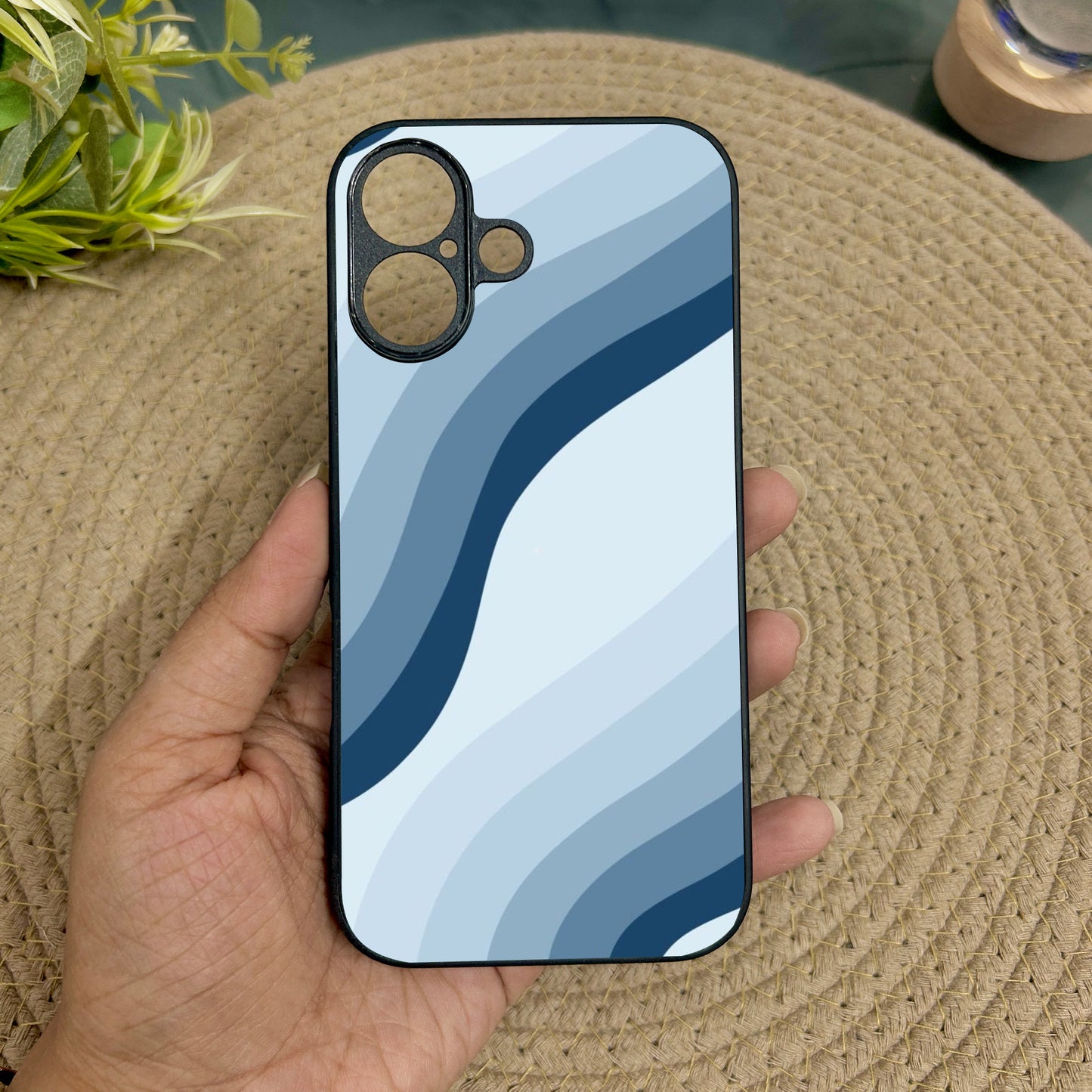 Cool Current Metal Back Case for Apple Iphone 16