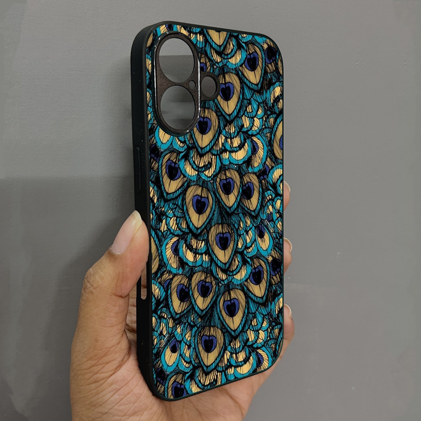 Peacock Feathers Metal Back Case for Apple Iphone 16