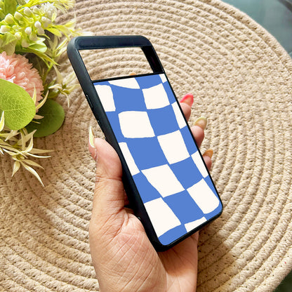 Wavy Checks Case for Google Pixel 8